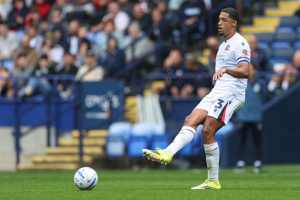 3F3TE8M 25th July 2026; Toughsheet Community Stadium, Bolton, Greater Manchester, England; Friendly Football, Bolton Wanderers versus Everton; Chris Forino-Joseph of Bolton passes the ball