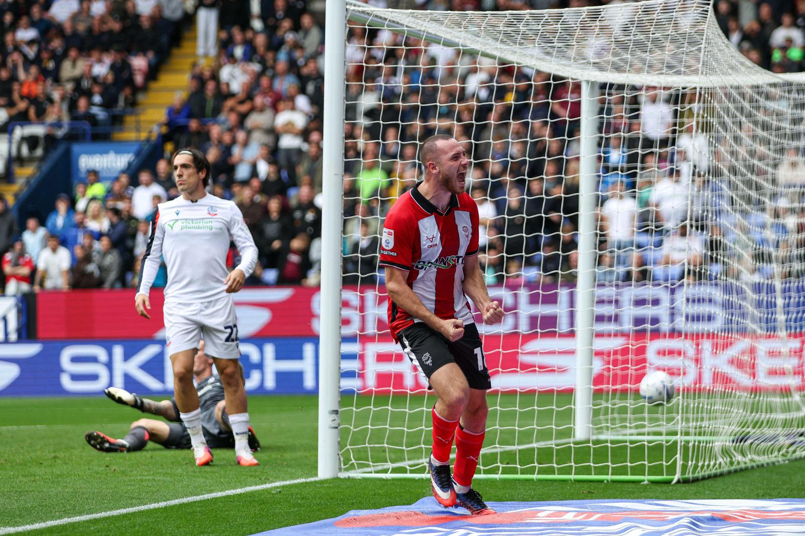 3FD88D9 29th August 2026; Toughsheet Community Stadium, Bolton, Greater Manchester, England; EFL Championship Football, Bolton Wanderers versus Lincoln City; Ben House of Lincoln City celebrates after scoring in 66th minute to make the score 0-1