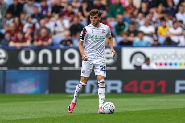 3F9D8BD 15th August; Toughsheet Community Stadium, Bolton, Greater Manchester, England; EFL Championship Football, Bolton Wanderers versus Preston North End; Max Conway of Bolton Wanderers with the ball Credit: Action Plus Sports Images/Alamy Live News